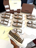 Burberry Men & Women