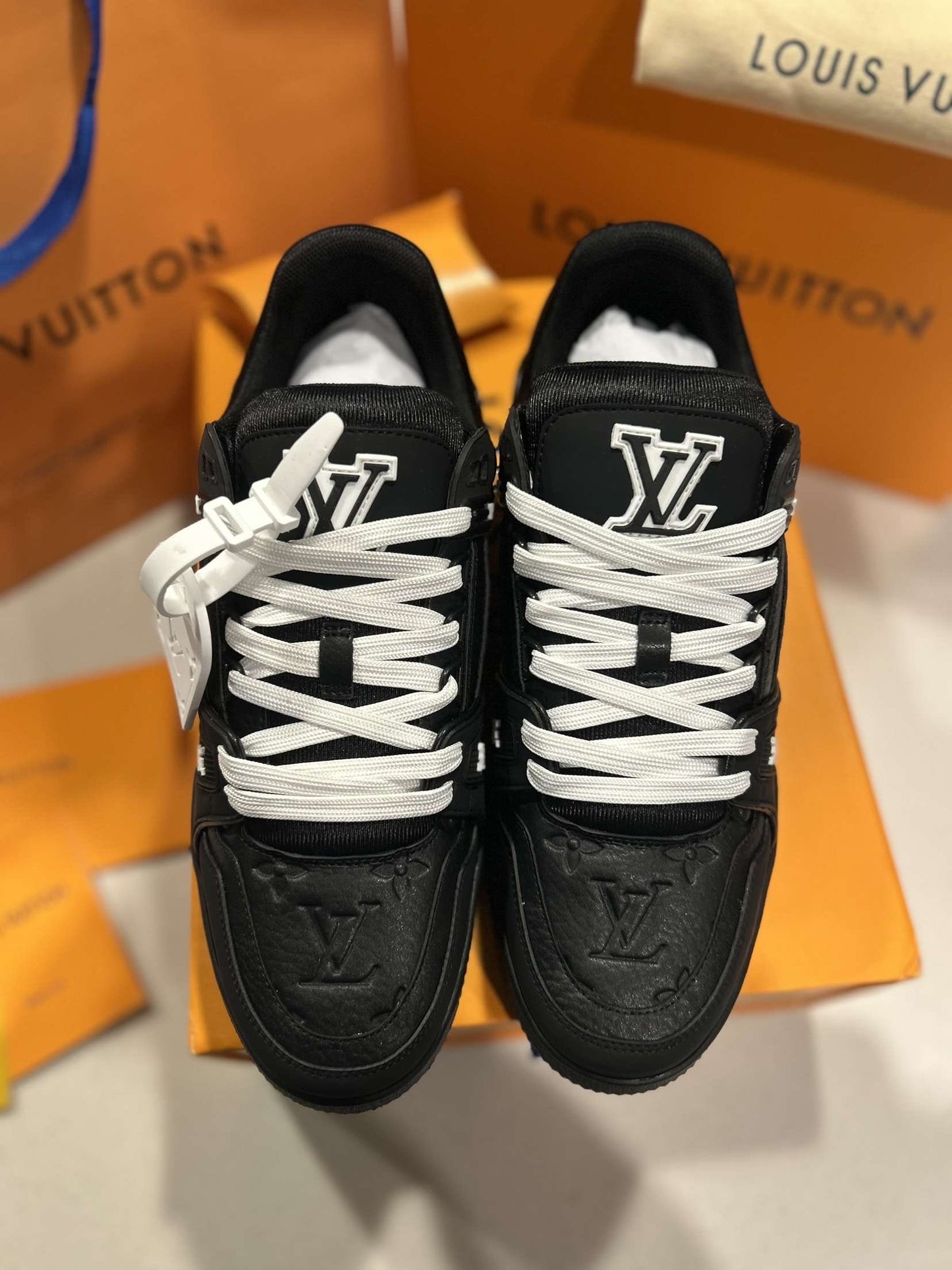 Black LV Trainer